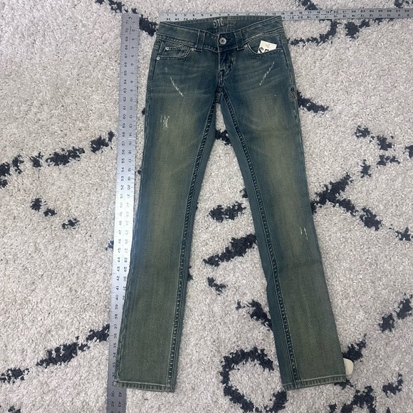 Miss Me Belgian Green Tint Wash - Picture 3 of 8